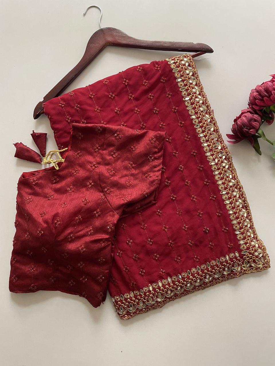 Faux Georgette Beautiful LCD Daimond & Oringnal Mirror Work Saree