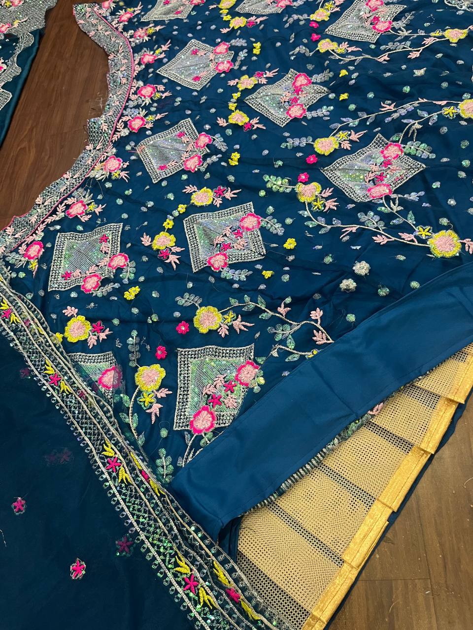 Royal Teal Beauty – Traditional Lehenga Choli Set