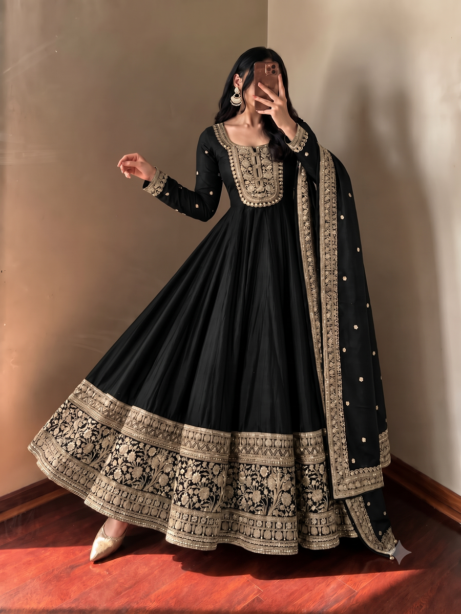 Designer Wedding Wear Flared Heavy Embroidered Anarkali Kurta Pant Set with Dupatta