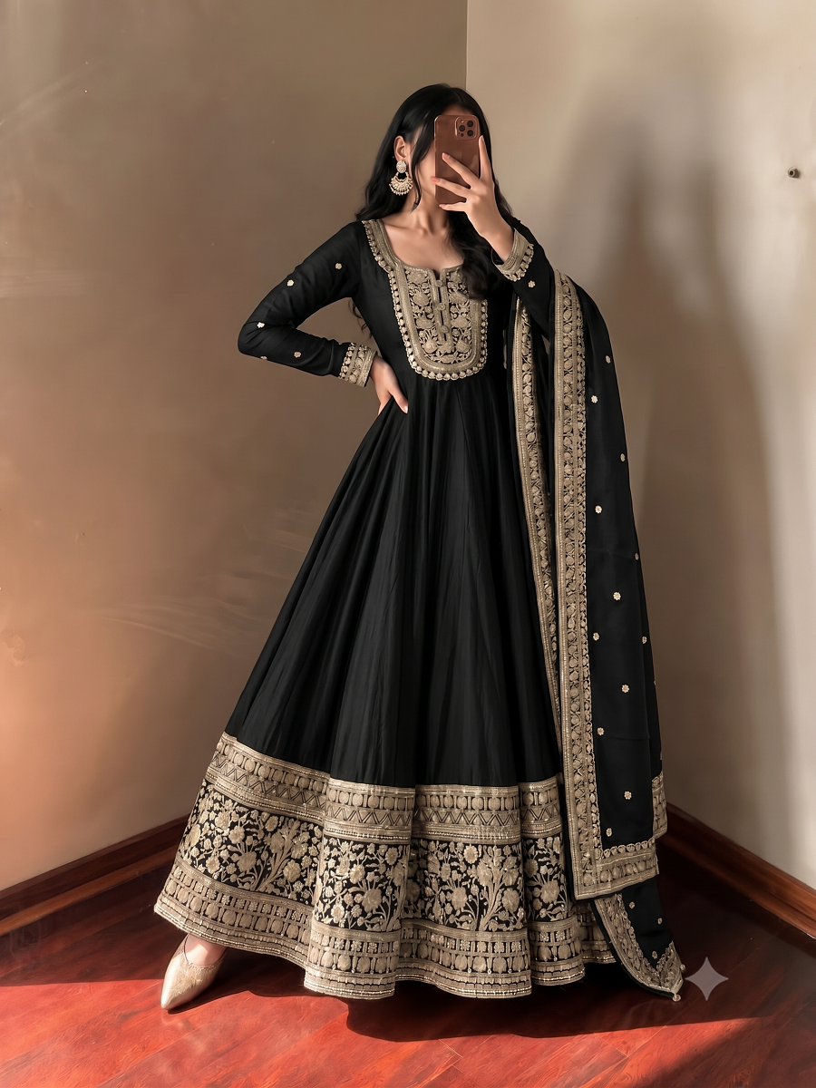 Designer Wedding Wear Flared Heavy Embroidered Anarkali Kurta Pant Set with Dupatta