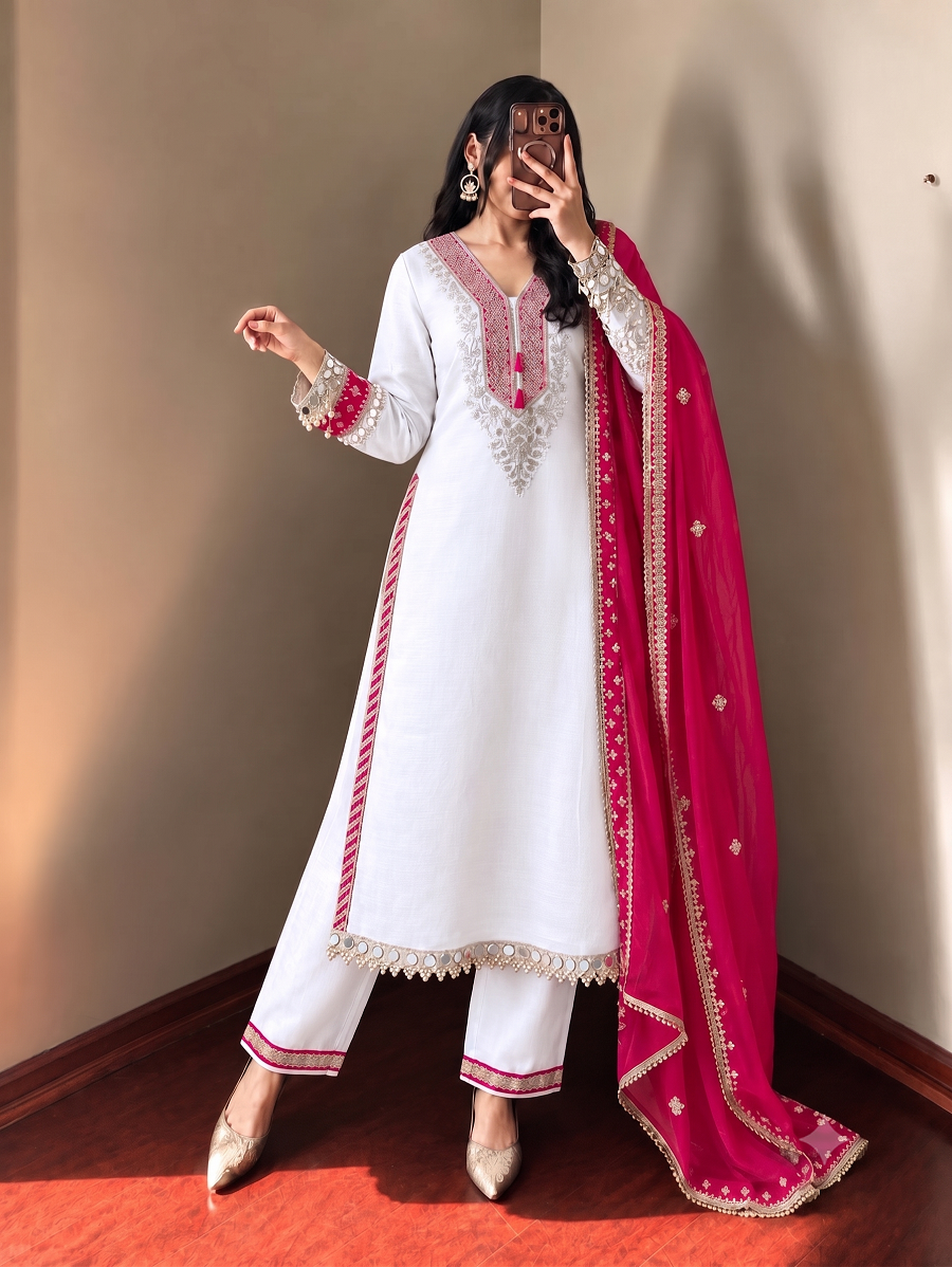 Off-White Pakistani Kurti Pant Set with Contrast Rani Dupatta