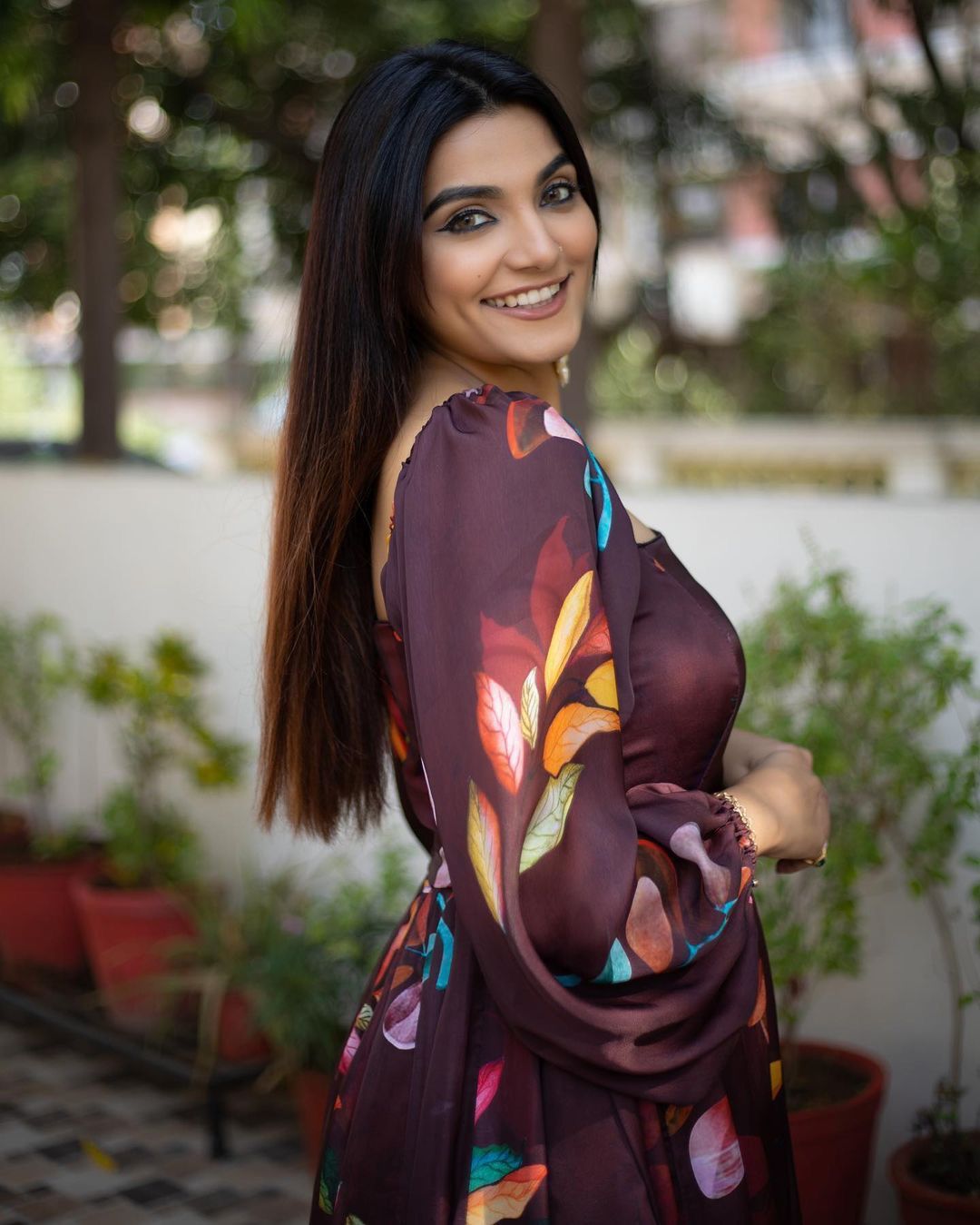 Digital Printed Full Stiched Beautiful Gown With Baloon Sleev