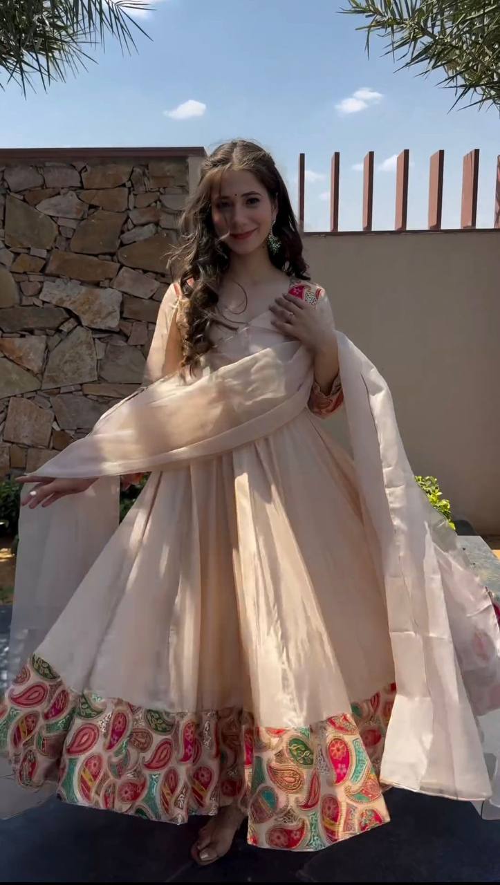 Designer Peach Colour Roman Silk Fabric Thread Work Anarkali Suit With Dupatta