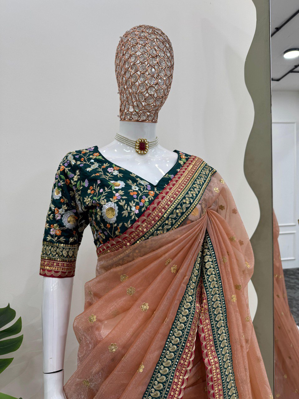 Light Gajri Colour Twil Net Saree And Mono Benglori Silk Blouse