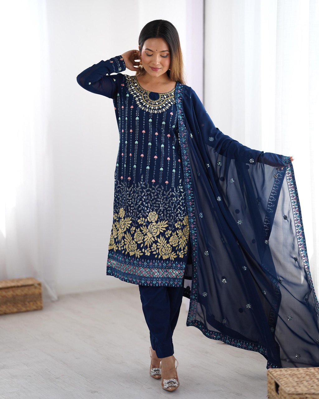 Heavy Georgette Embroidary Worked Straight Cut Suit