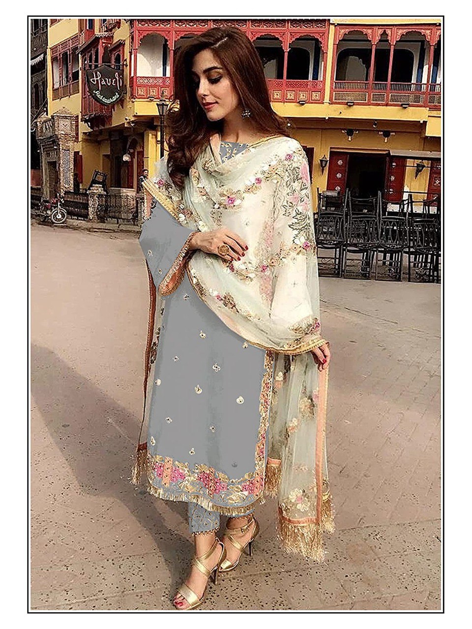 Georgette With Thread Embroidery Work Semi Stiched Salwar Suit