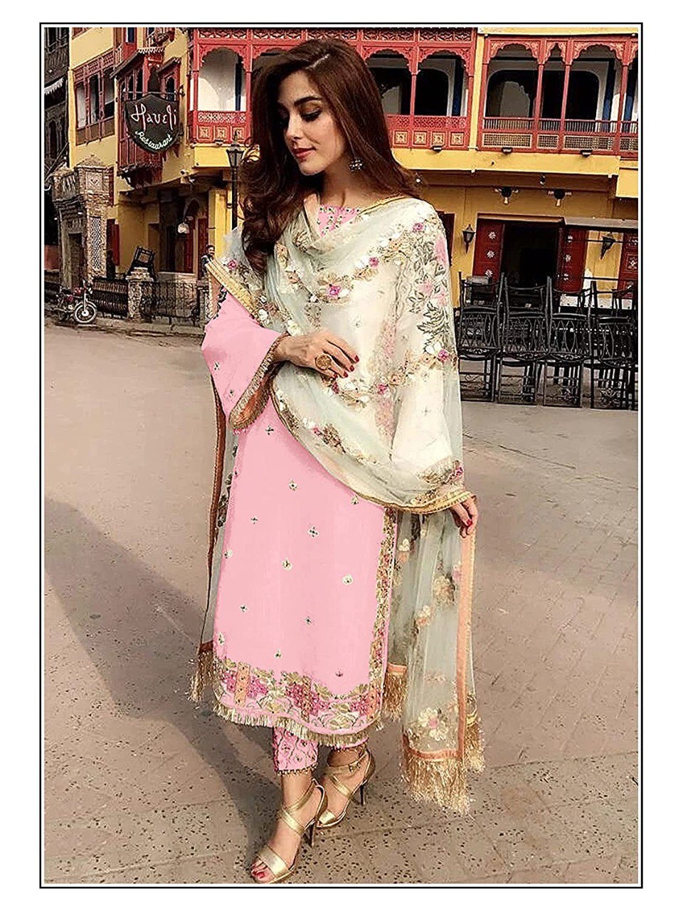 Georgette With Thread Embroidery Work Semi Stiched Salwar Suit