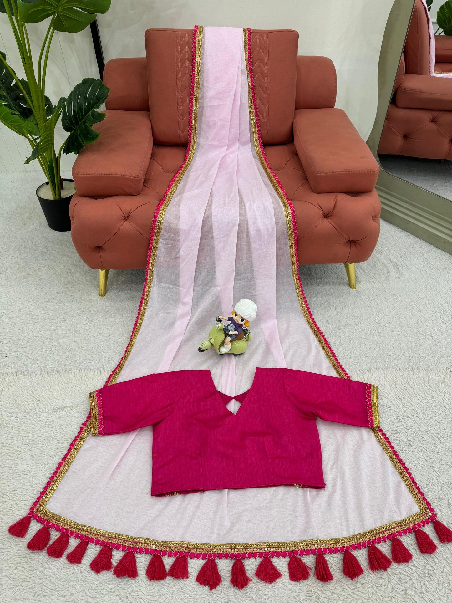 Baby Pink Mul Cotton Fancy Jhumka Lace Latkan Pallu Saree