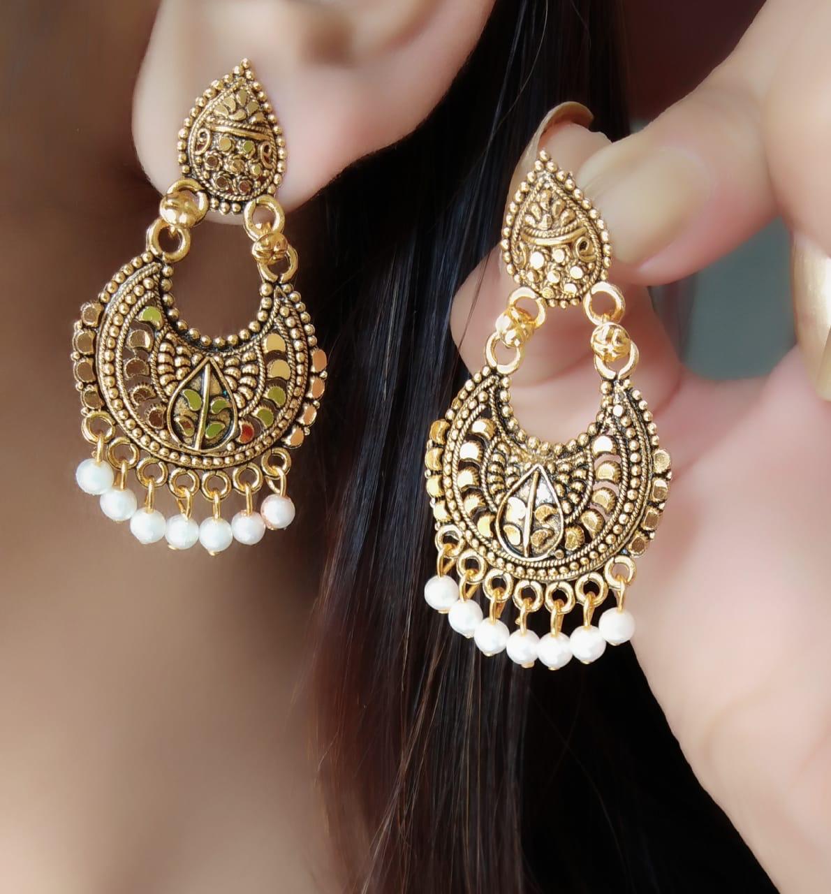 Earings