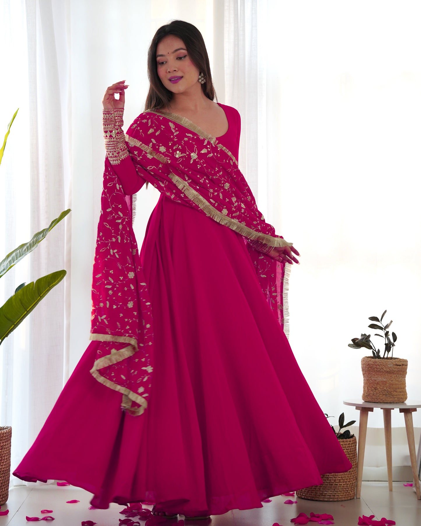 Wedding Wear Stylish Ready To Wear Gown