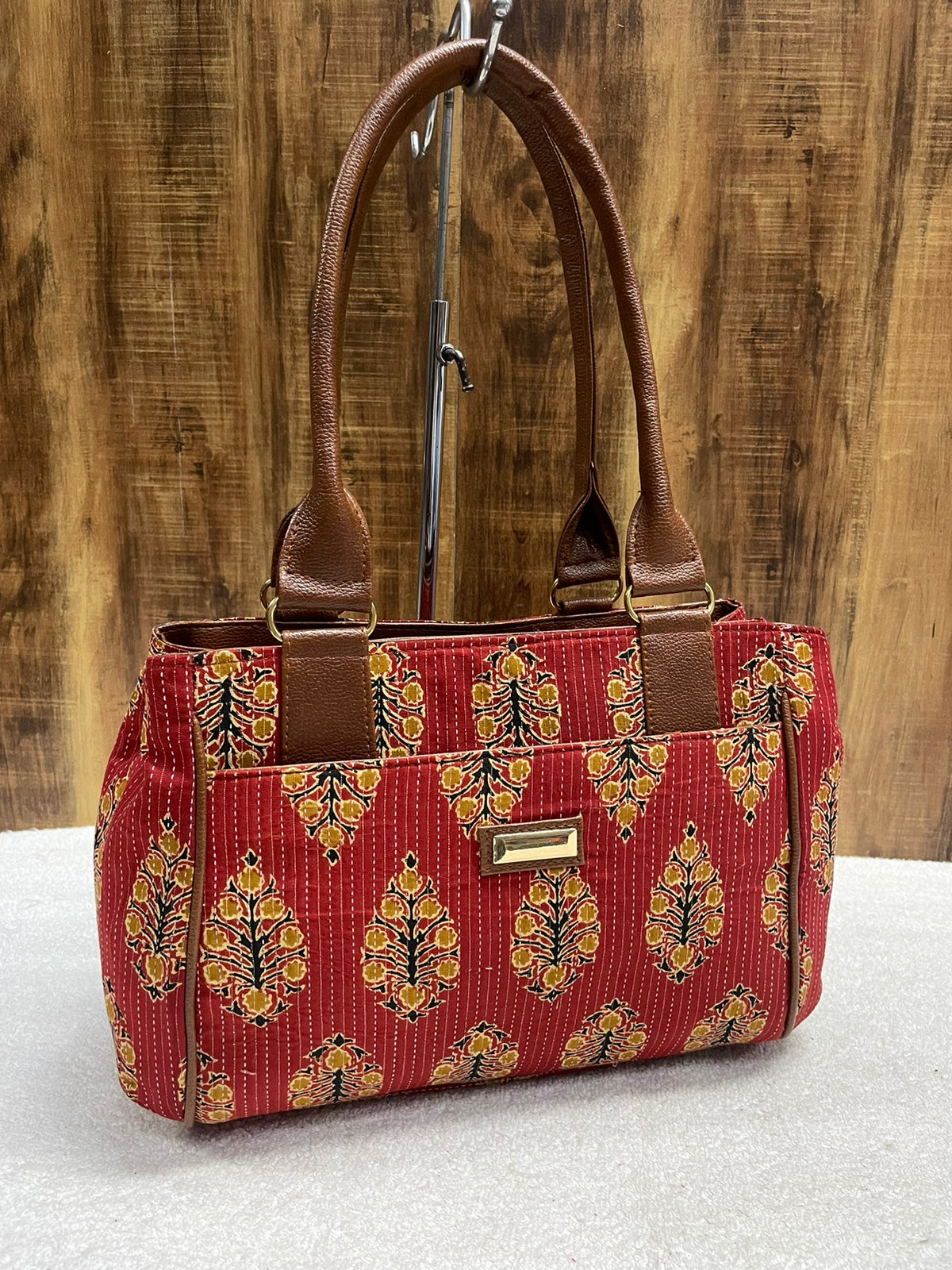 Ladies Wear handbag with Beautiful Design