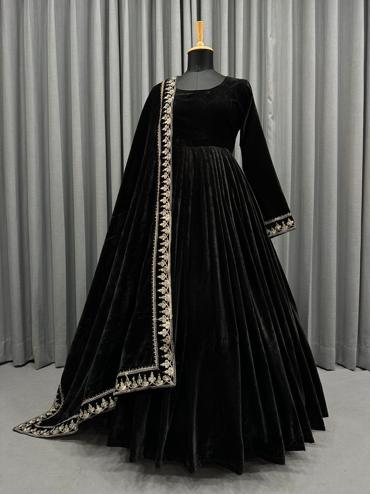 Ready to Wear Black Velvet Gown
