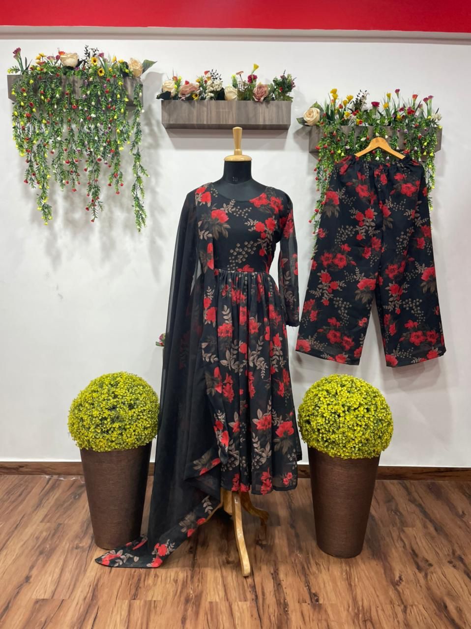Black Full Stitch Georgette Printed Work Salwar Suit For Women