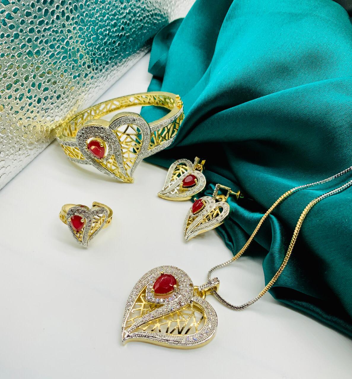 Imitation Jewellery Set For Women