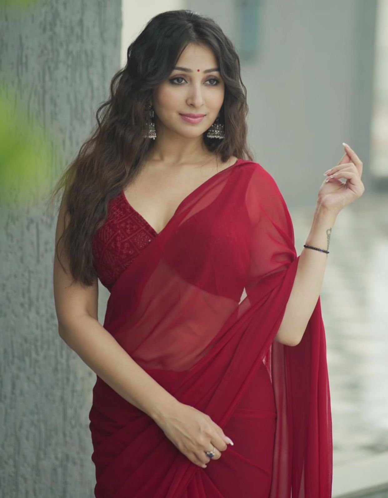 Red Color Georgette Party Wear Plain Saree with Work Blouse