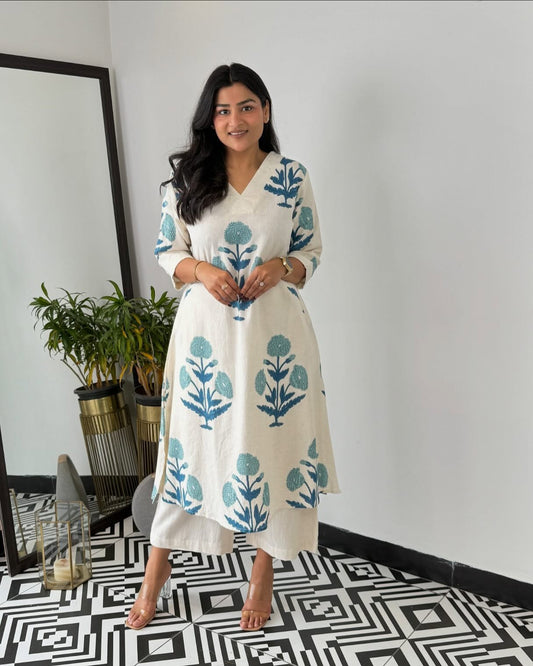 Glemrous Off White Printed Outfite For Women