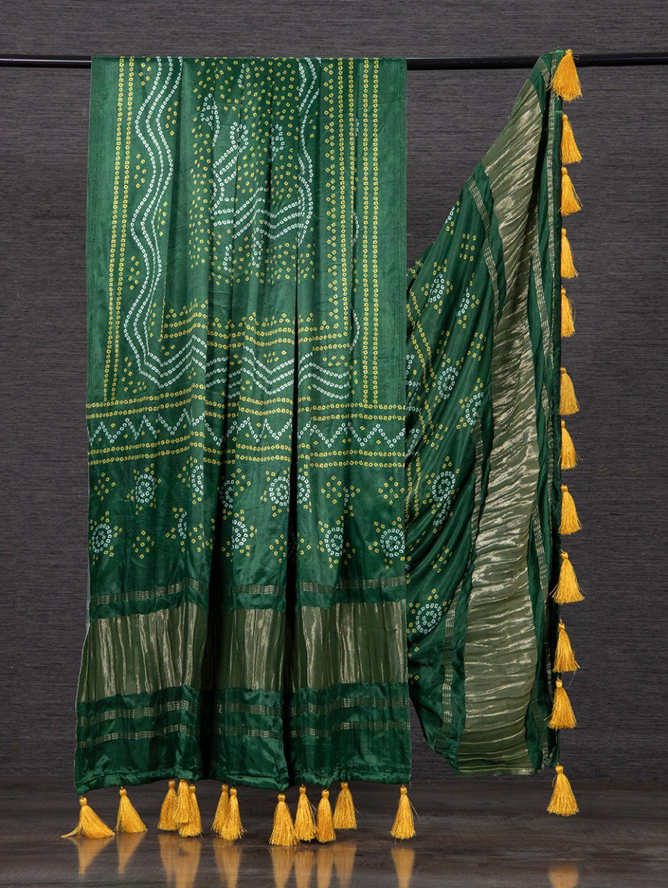 Pure Gujji Silk Bandhani Print Dupatta With Tassels