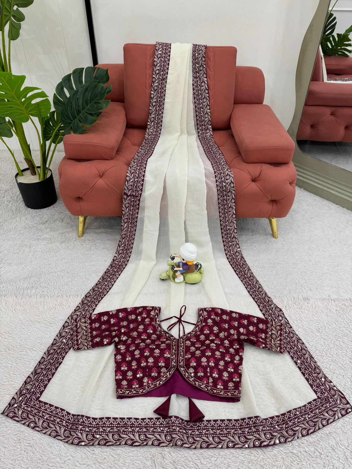 Graceful Off White Crunchy Silk Saree for Wedding & Festive Wear