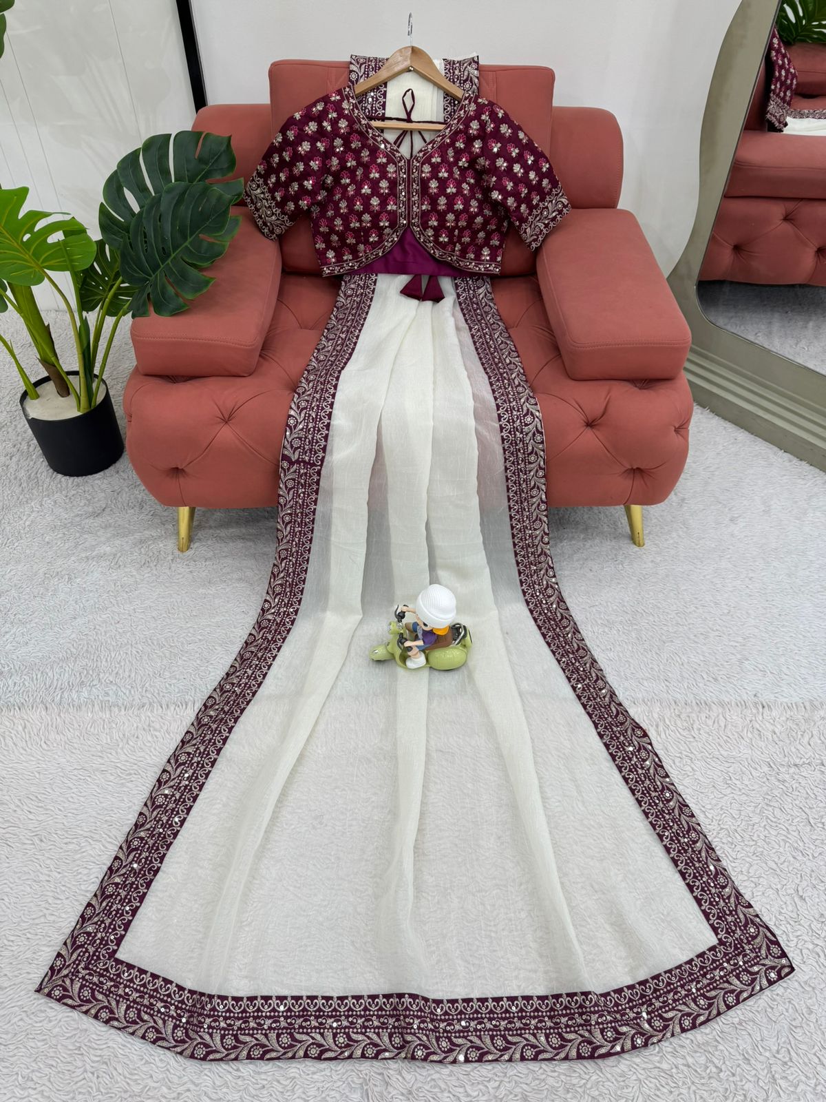 Graceful Off White Crunchy Silk Saree for Wedding & Festive Wear