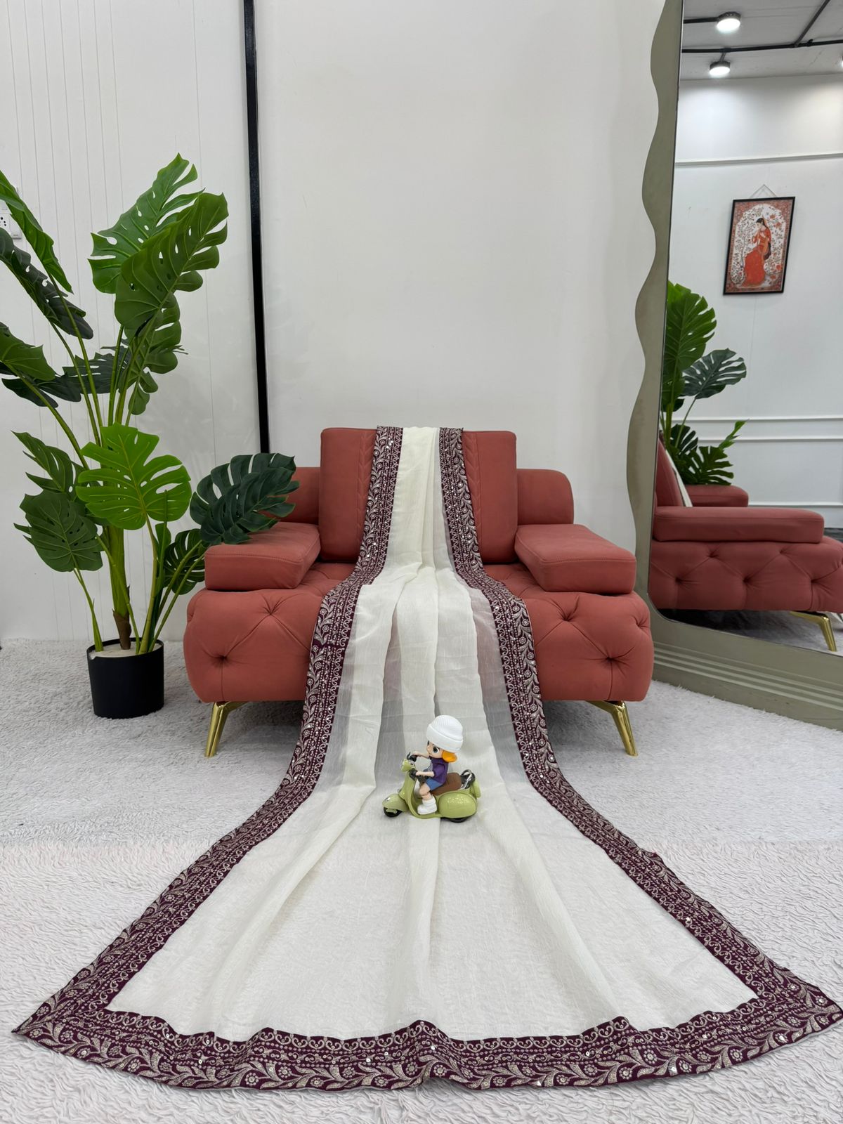 Graceful Off White Crunchy Silk Saree for Wedding & Festive Wear