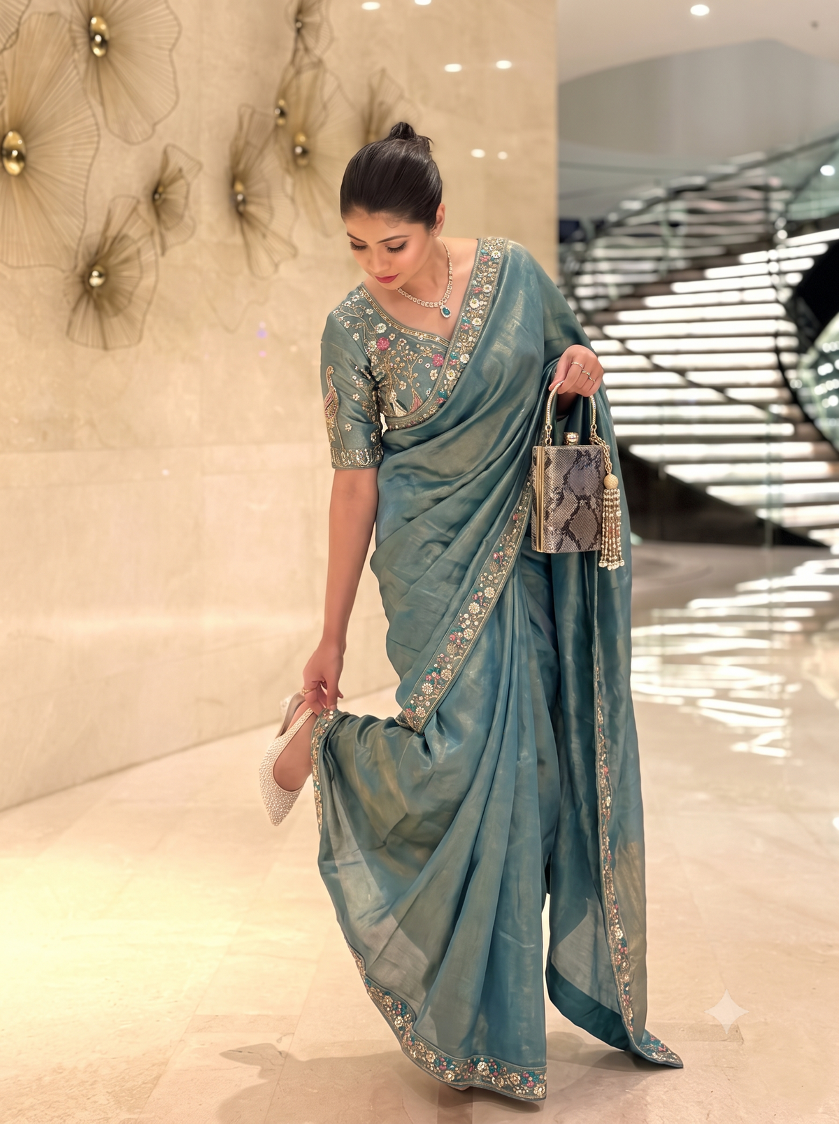 Indian Wedding Wear  Saree with  Stich Peacock Embroidered Blouse Piece