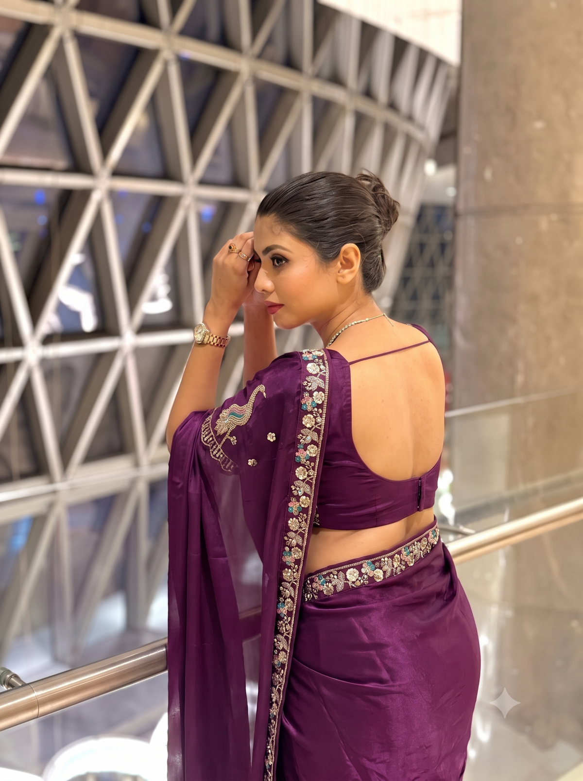 Indian Wedding Wear  Saree with  Stich Peacock Embroidered Blouse Piece