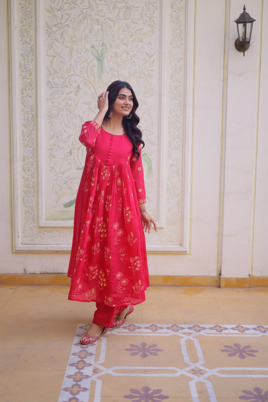 Women's  Ethnic Floral Patterned Flared Suit Set