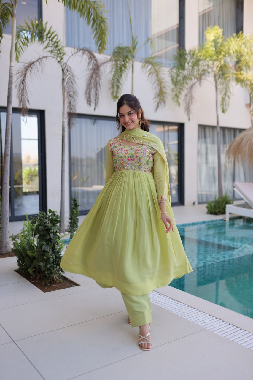 Women's New Trendy  Embroidered Anarkali Suit Set with Dupatta