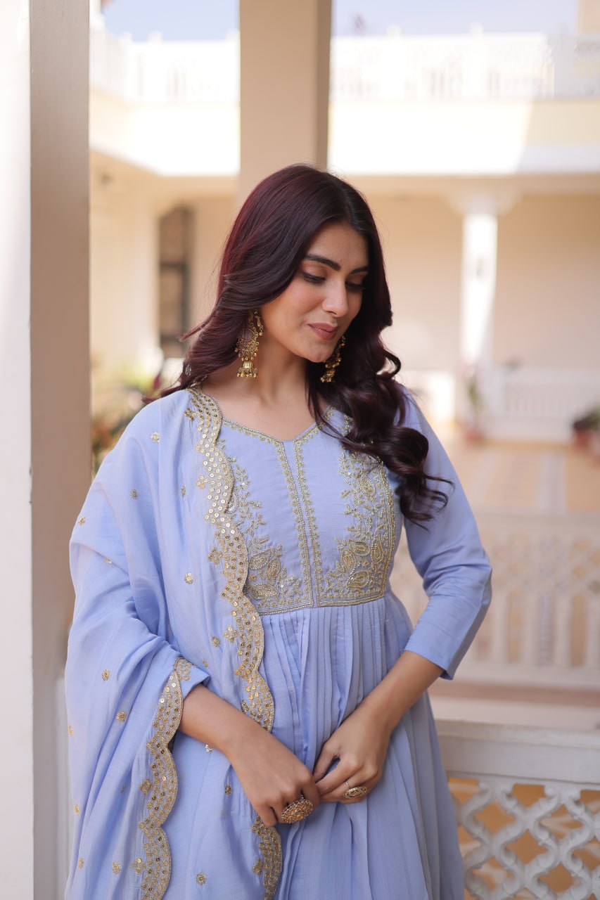 New Latest Trendy Embroidered Ethnic Suit Set for Women