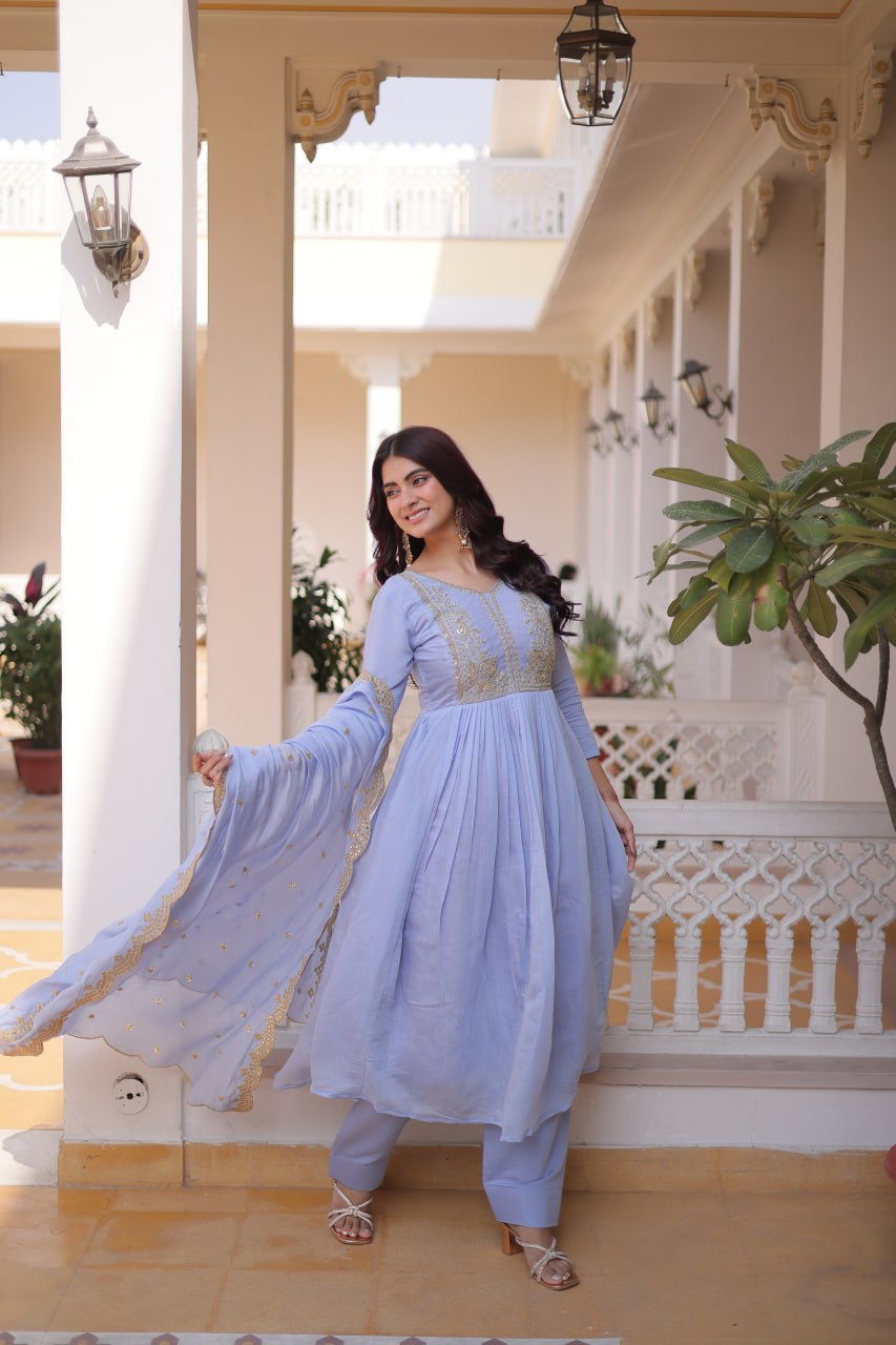 New Latest Trendy Embroidered Ethnic Suit Set for Women