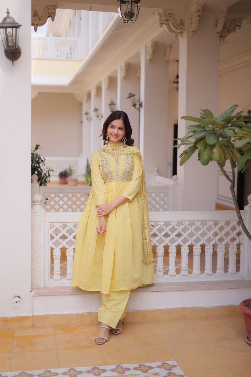 New Latest Trendy Embroidered Ethnic Suit Set for Women