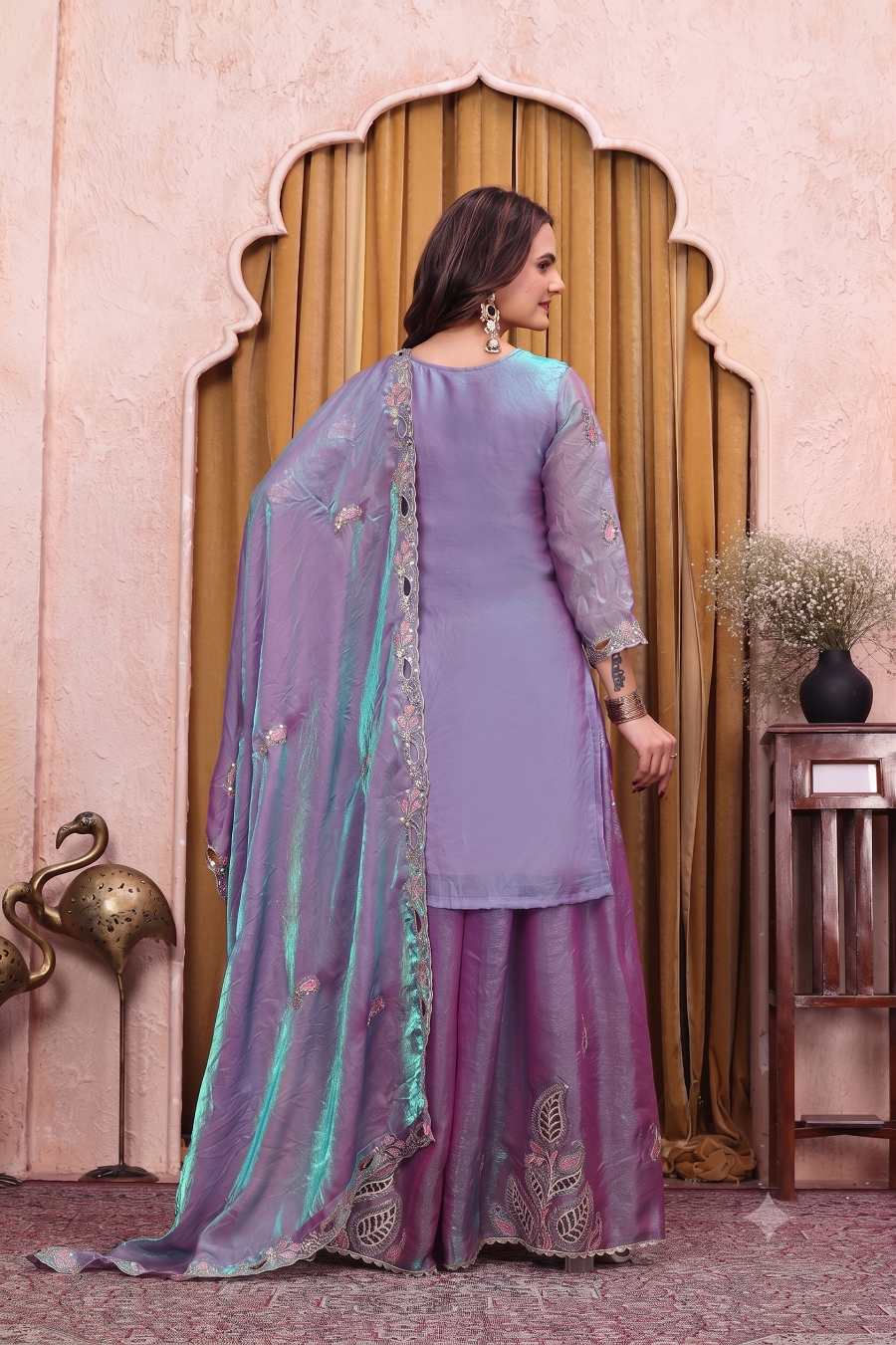Women’s Lavender Dual-Tone Silk Embroidered Straight Kurti with Flared Skirt & Cut-Work Dupatta Set