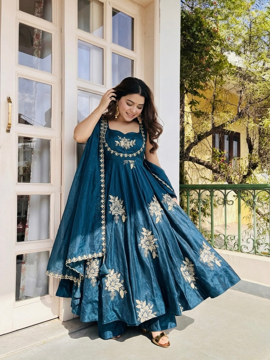 New Women's Trendy Festive Ethnic Anarkali Suit Set