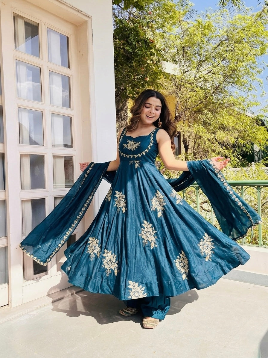 New Women's Trendy Festive Ethnic Anarkali Suit Set