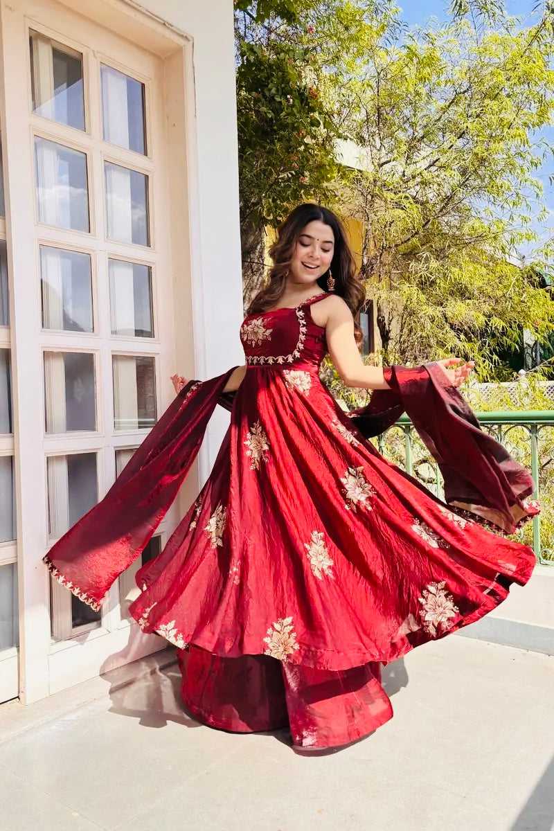 New Women's Trendy Festive Ethnic Anarkali Suit Set