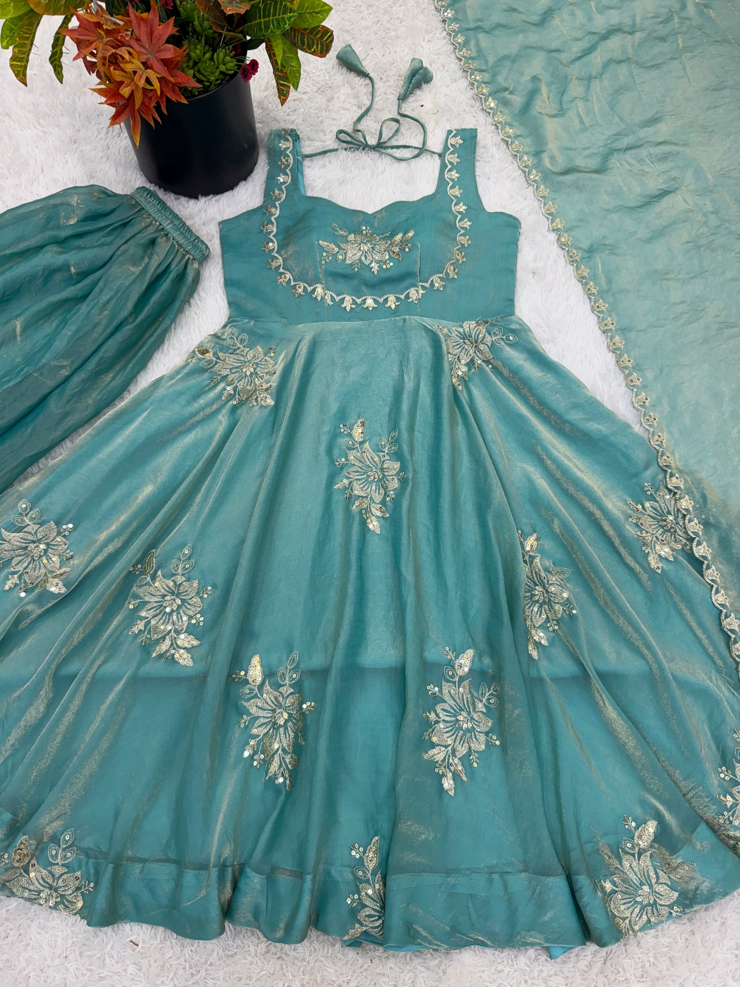 New Women's Trendy Festive Ethnic Anarkali Suit Set
