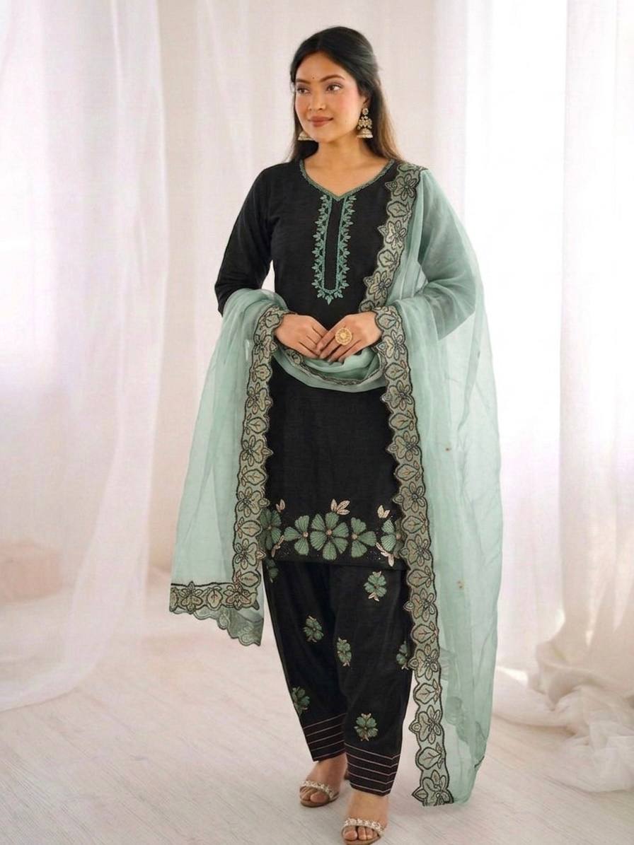 Women’s New Designer Trendy  Embroidered Kurta and Pant Set with Dupatta