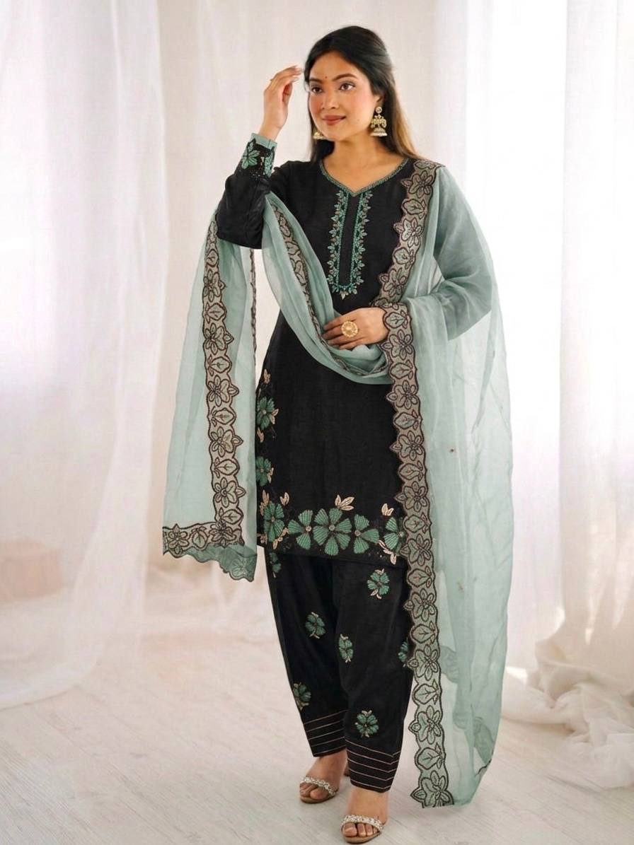 Women’s New Designer Trendy  Embroidered Kurta and Pant Set with Dupatta