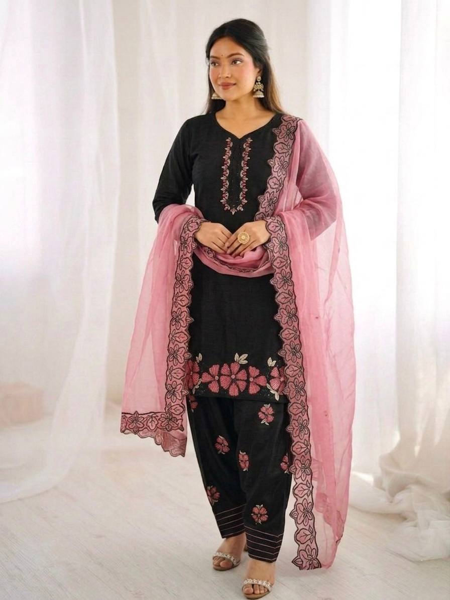 Women’s New Designer Trendy  Embroidered Kurta and Pant Set with Dupatta