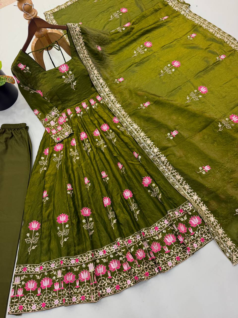 Women Lotus Pichwai Embroidered Anarkali Kurta Set with Pant and Dupatta Set