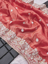 Load image into Gallery viewer, Peach Gold Crush Silk Embroidered Coding Saree Blouse
