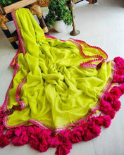 Load image into Gallery viewer, Beautiful Mul Cotton Stuff Fancy Lace With Heavy Latkan Pallu Saree
