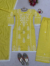 Load image into Gallery viewer, Beautiful Designer Suit On Maslin Silk fabric , Pent With Dupatta
