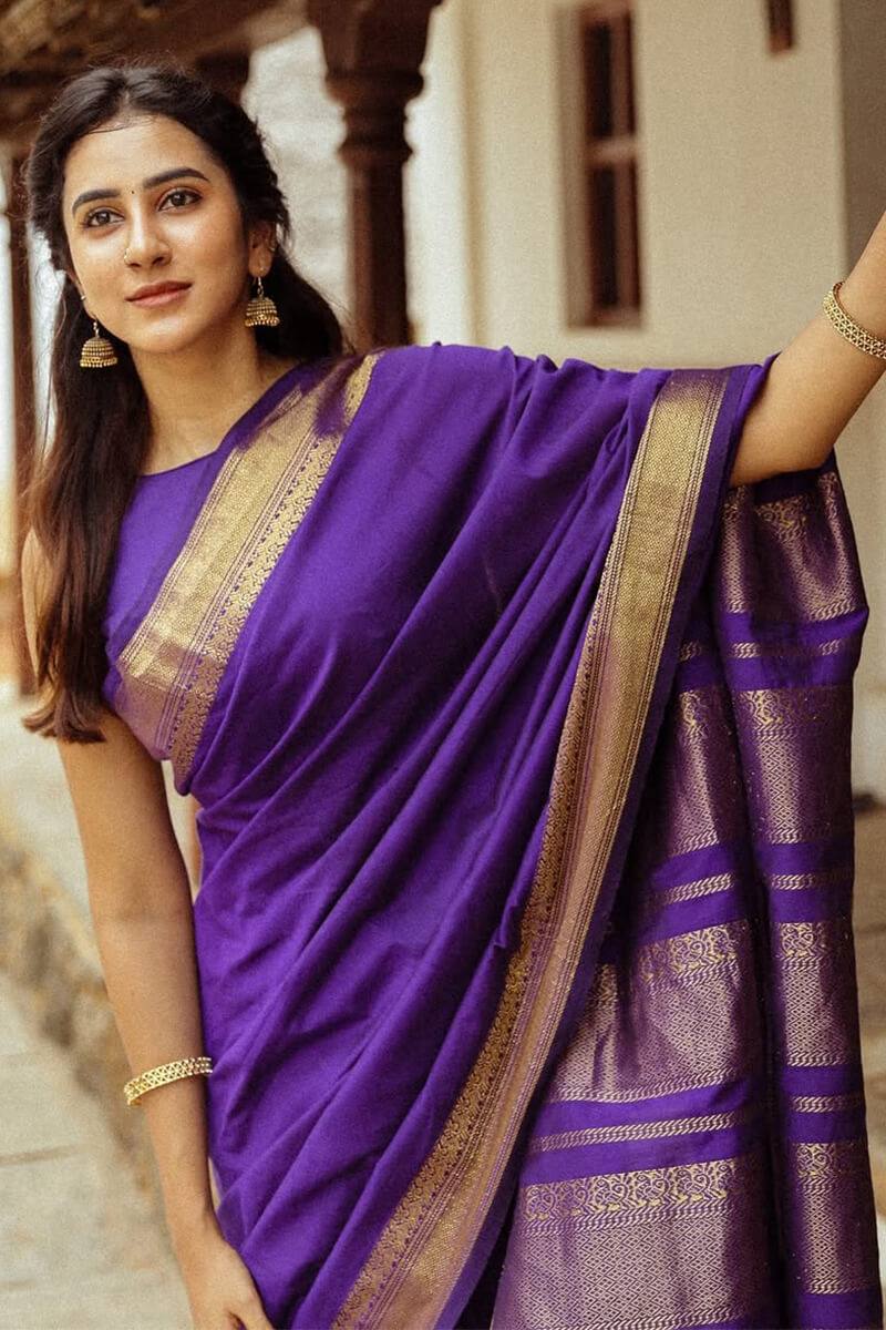 Purple Colour Lichi Silk Saree With Gold Jacquard Weaving Patta