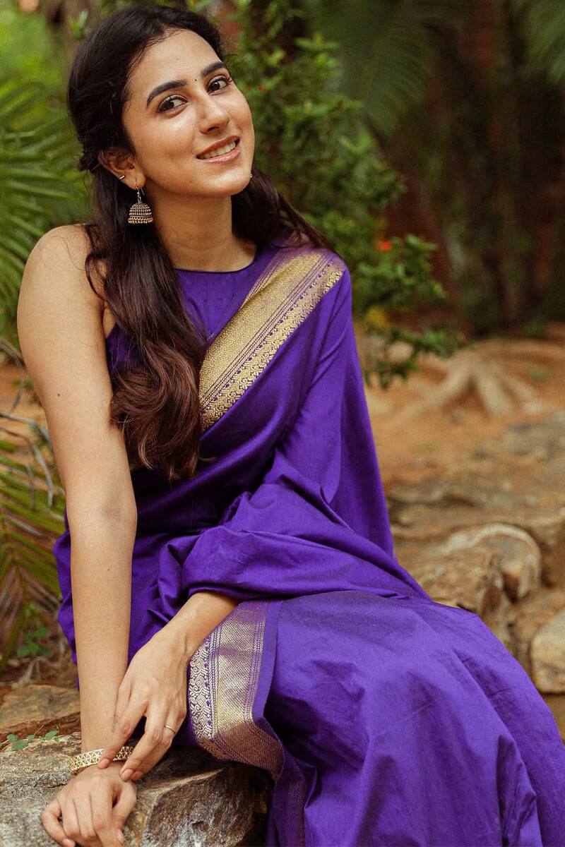 Purple Colour Lichi Silk Saree With Gold Jacquard Weaving Patta