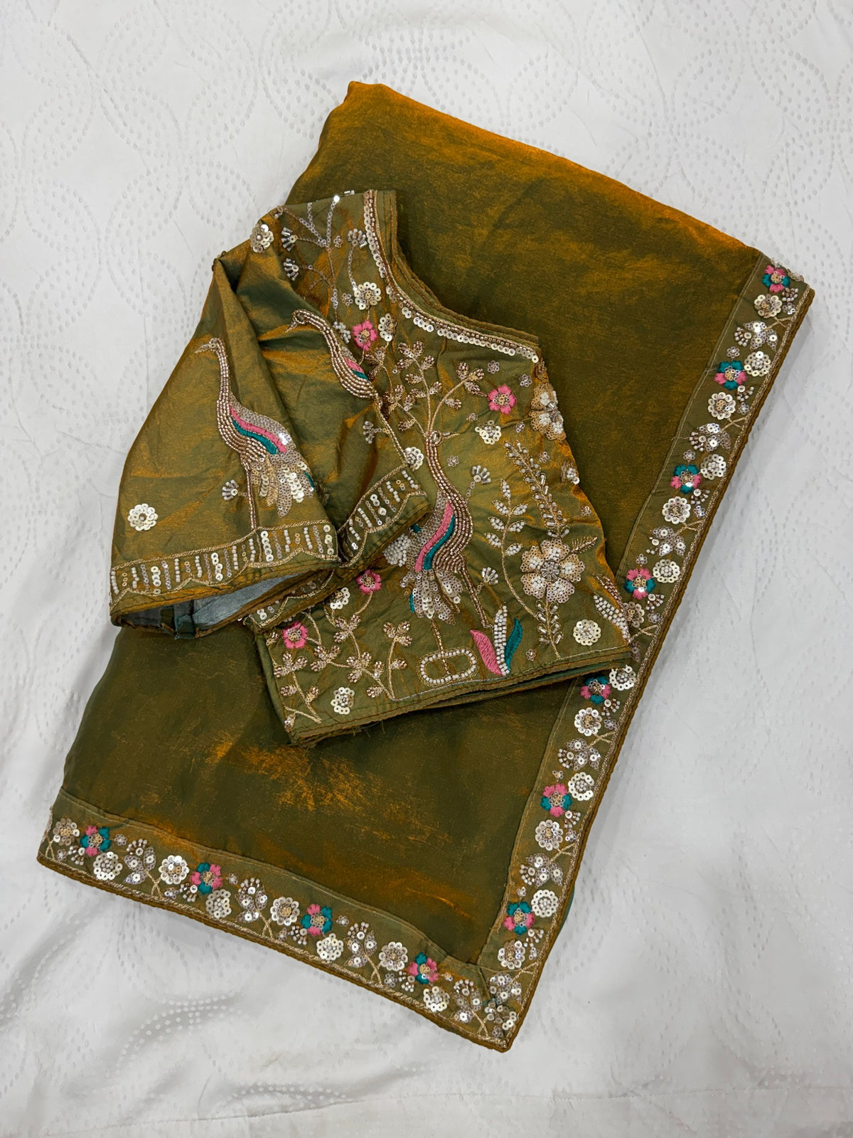 Indian Wedding Wear  Saree with  Stich Peacock Embroidered Blouse Piece