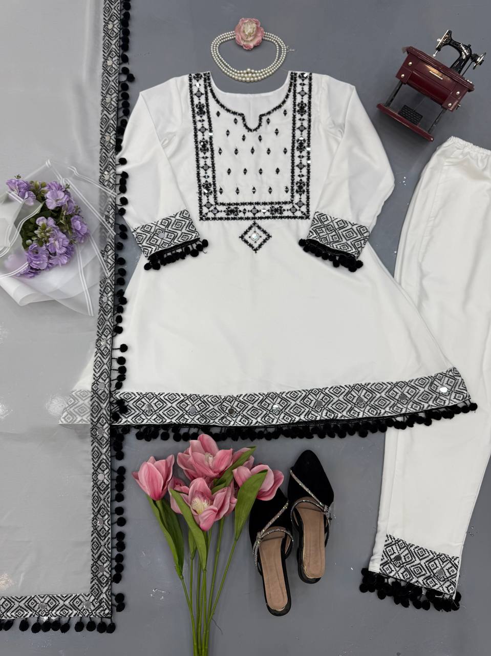 Traditional Kashmiri Thread Work Short Kurti with Trousers & Dupatta Set