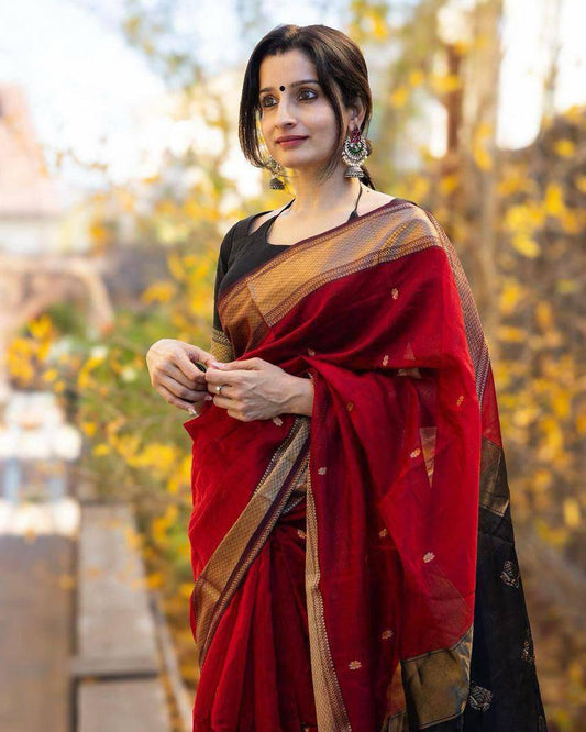 Red Slub Lilan Jacquard Weaving Glemorous Saree With Contrast Blouse