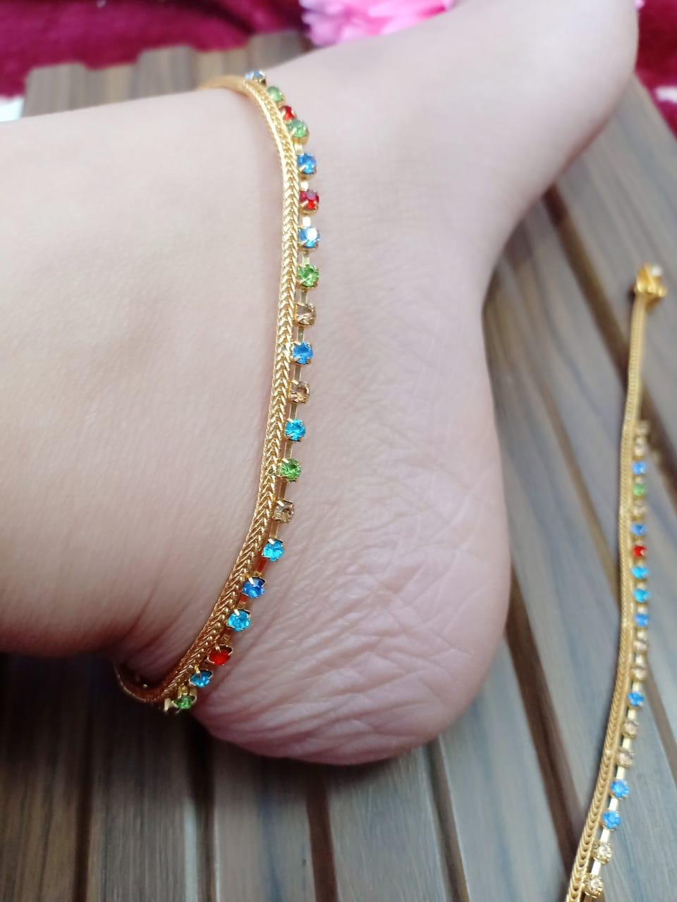  Anklet