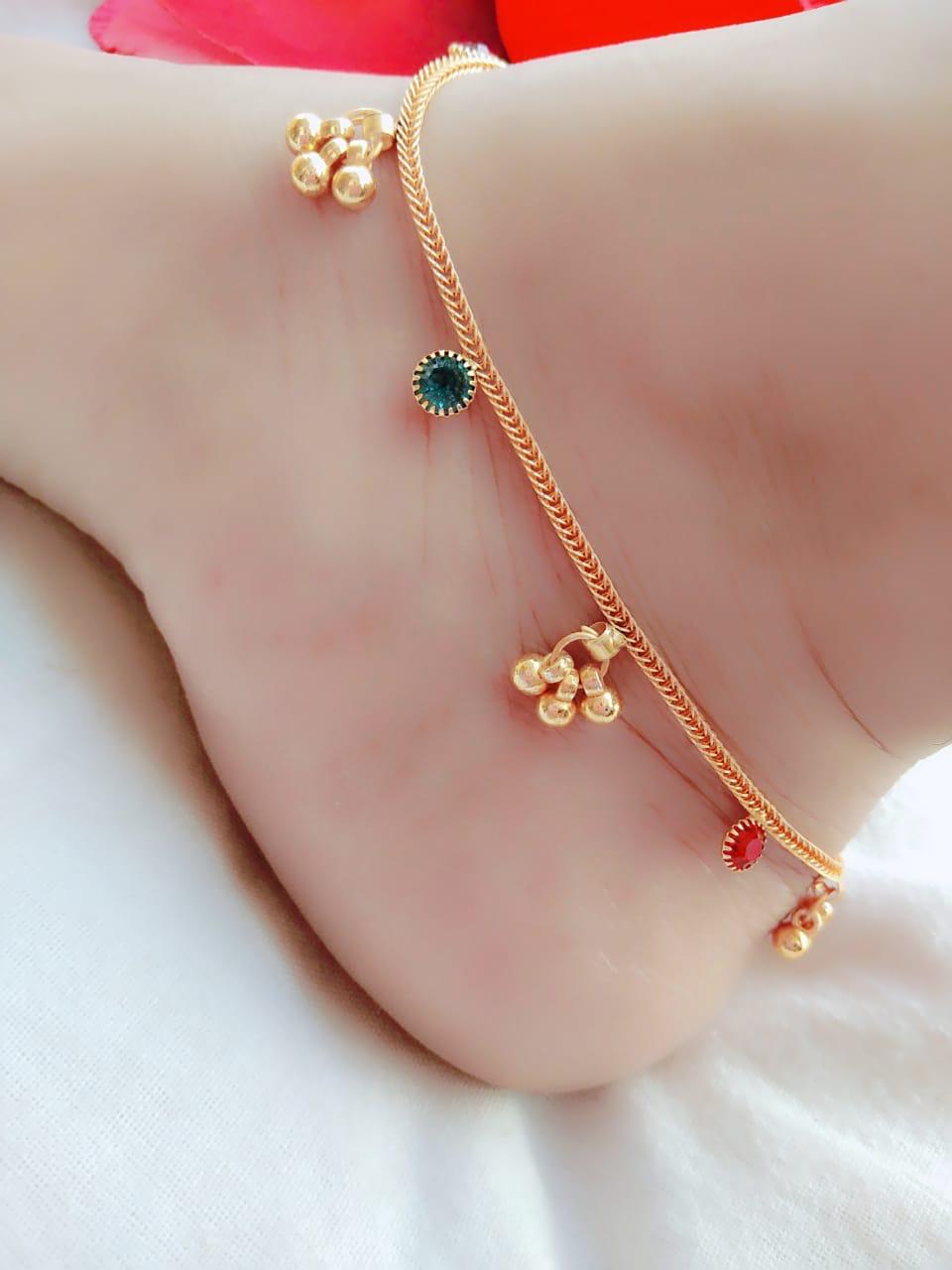  Anklet